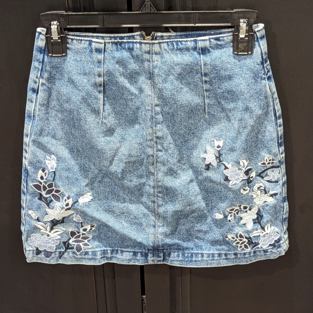 MOTO floral jean skirt